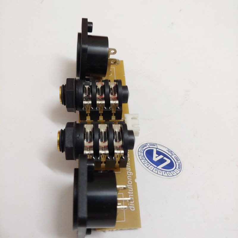 Mạch input cho đẩy main 2u 3u
