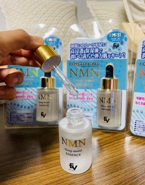 Serum NMN Deep Moist Essence 30ml Nhật Bản