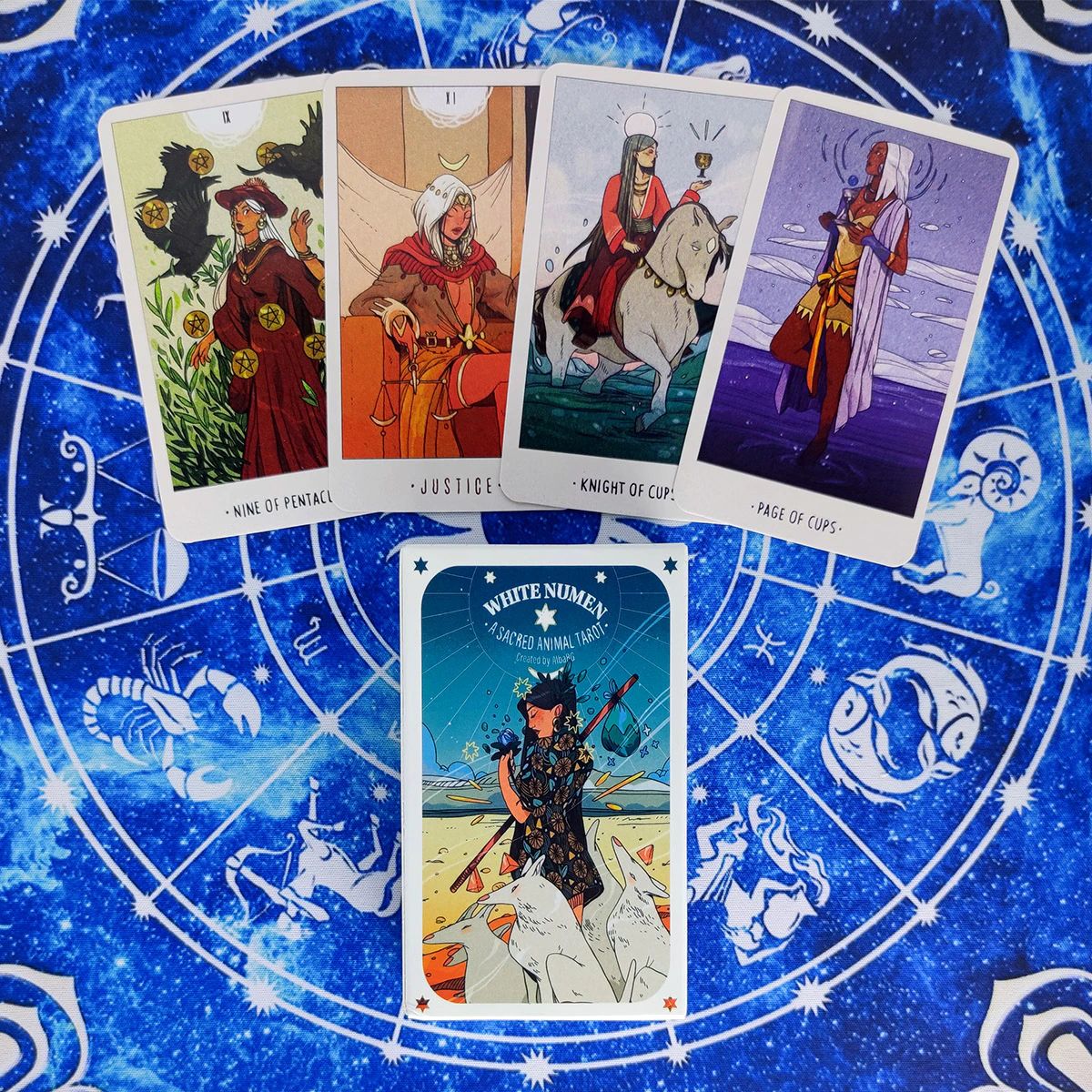 Bộ bài White Numen Tarot