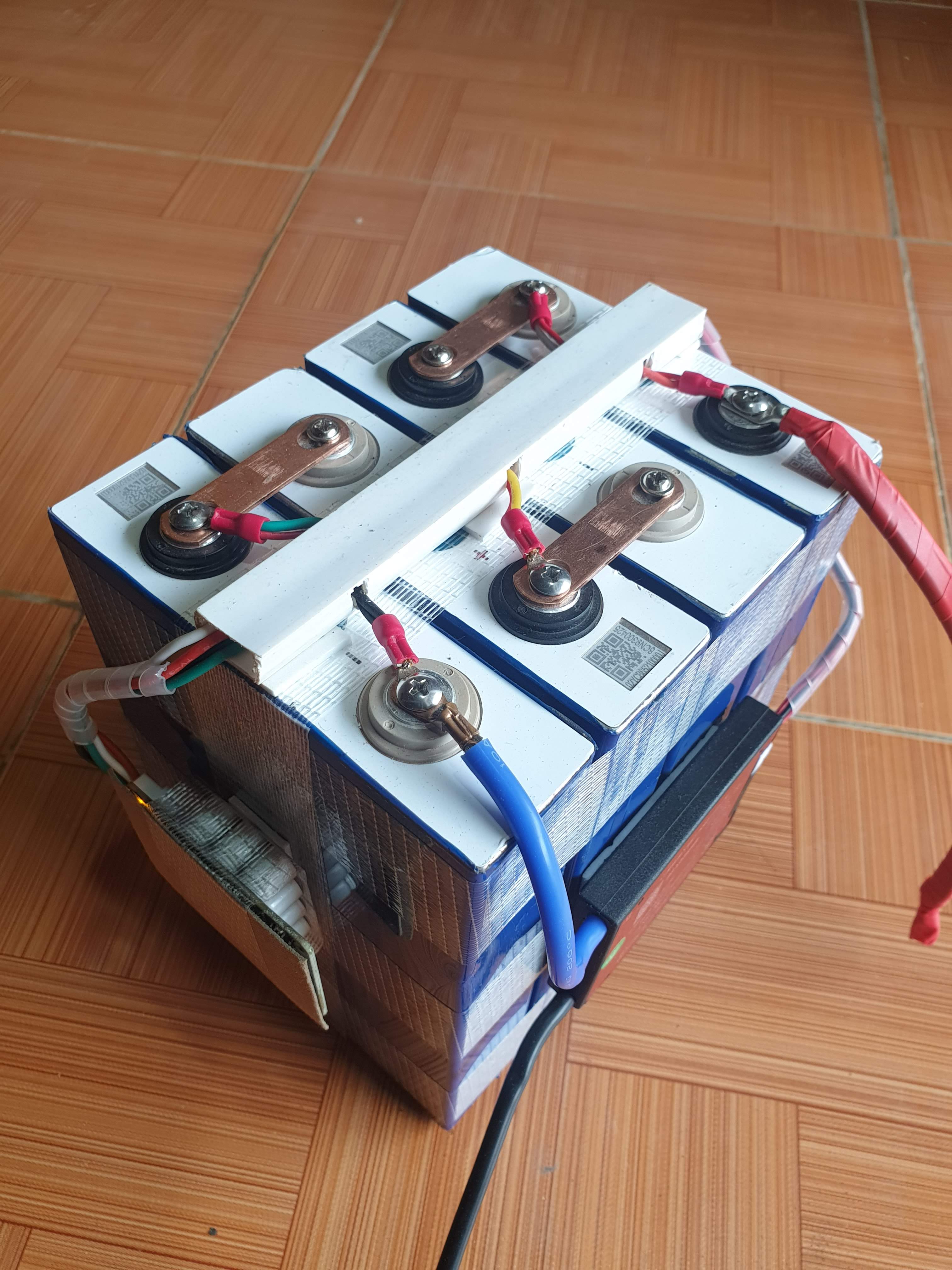 Pin lithium lifepo4-12v 100ah