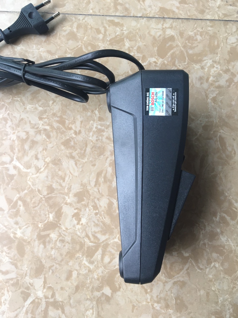 Sạc pin 18V 14V chính hãng