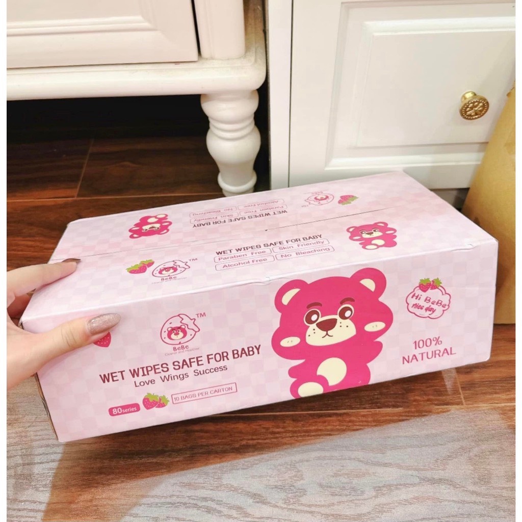 khăn ướt gấu dâu mini hot 2023