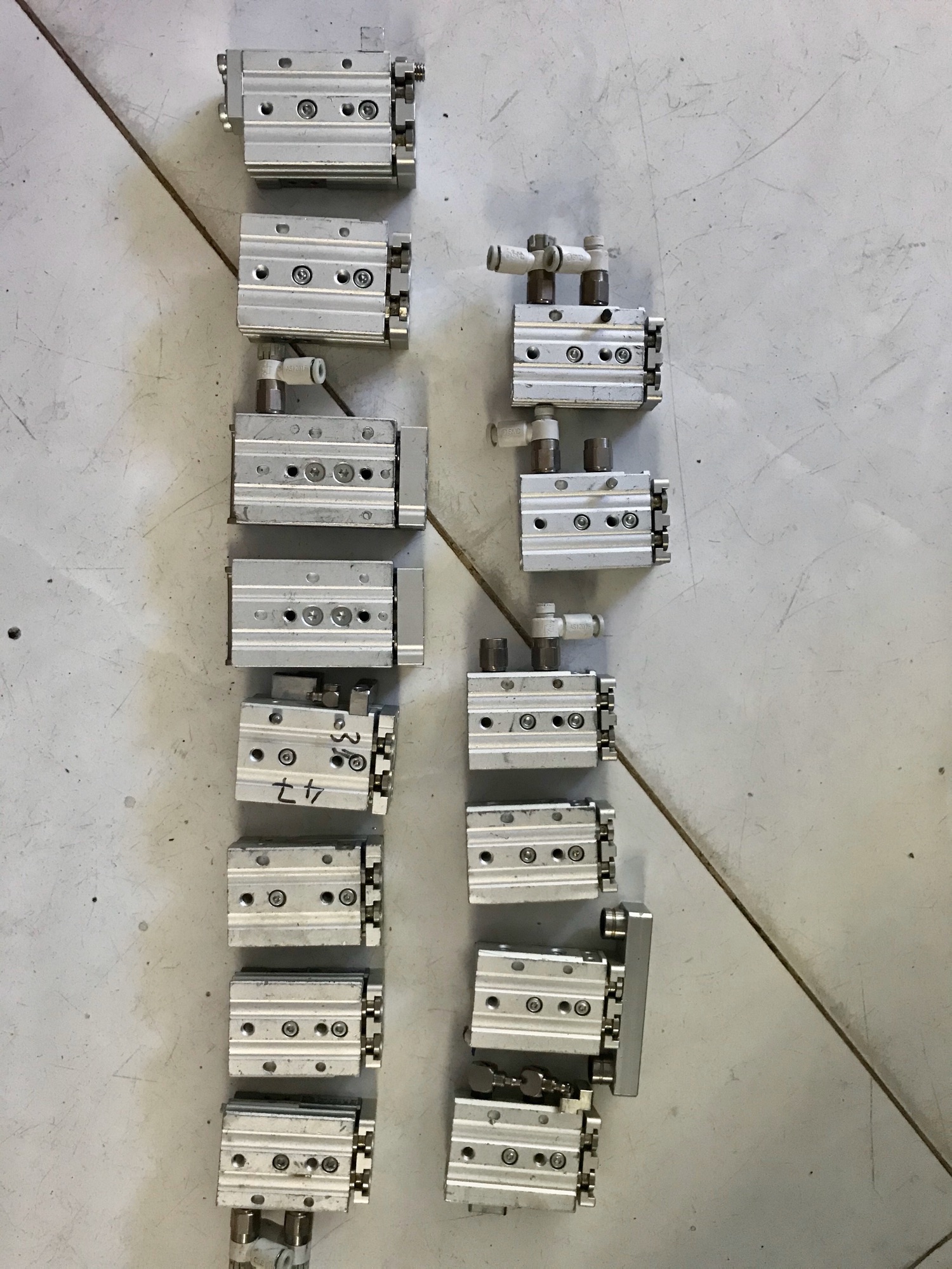 [HCM]Xylanh chế máy hàn Cell pin
