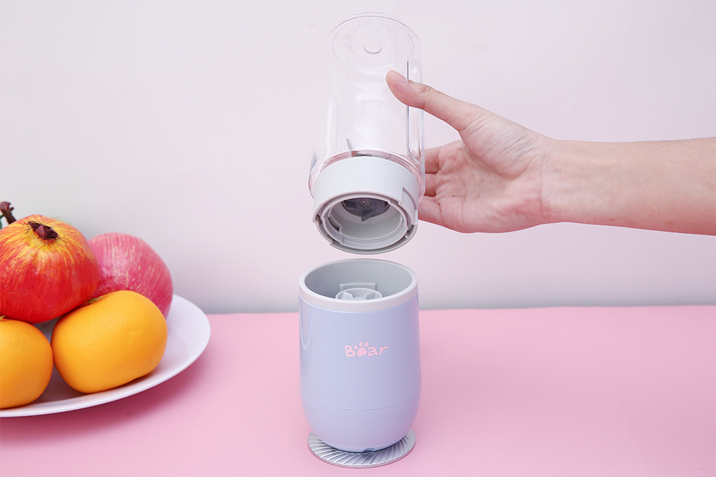[GIAO TẠI HCM] - Máy xay sinh tố cầm tay mini Bear LLJ-D04B1