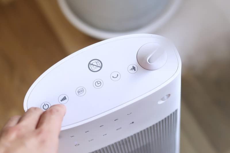 Máy sưởi 2 trong 1 sưởi ceramic kiêm tạo ẩm Welle Hàn Quốc