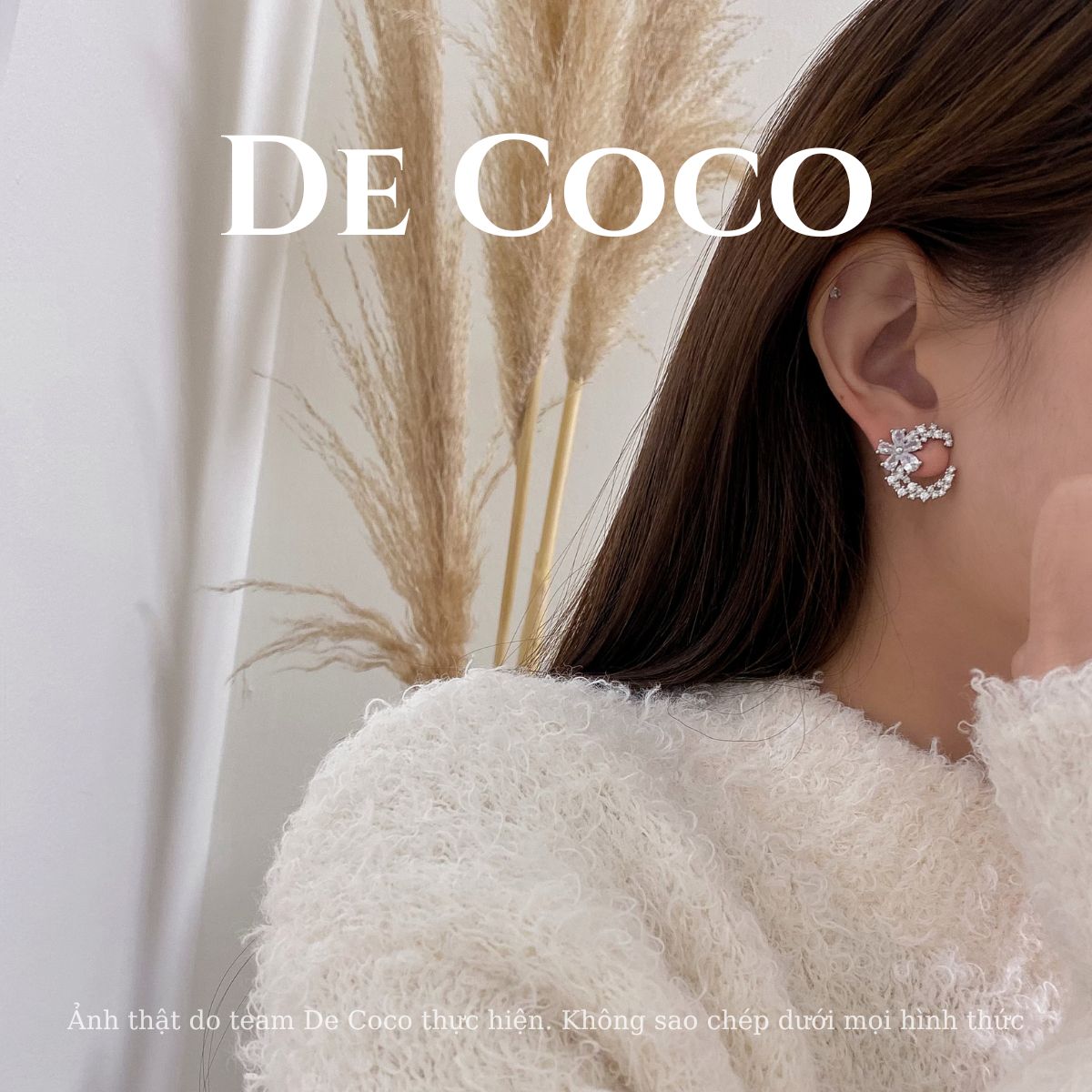 Khuyên tai Janet De Coco