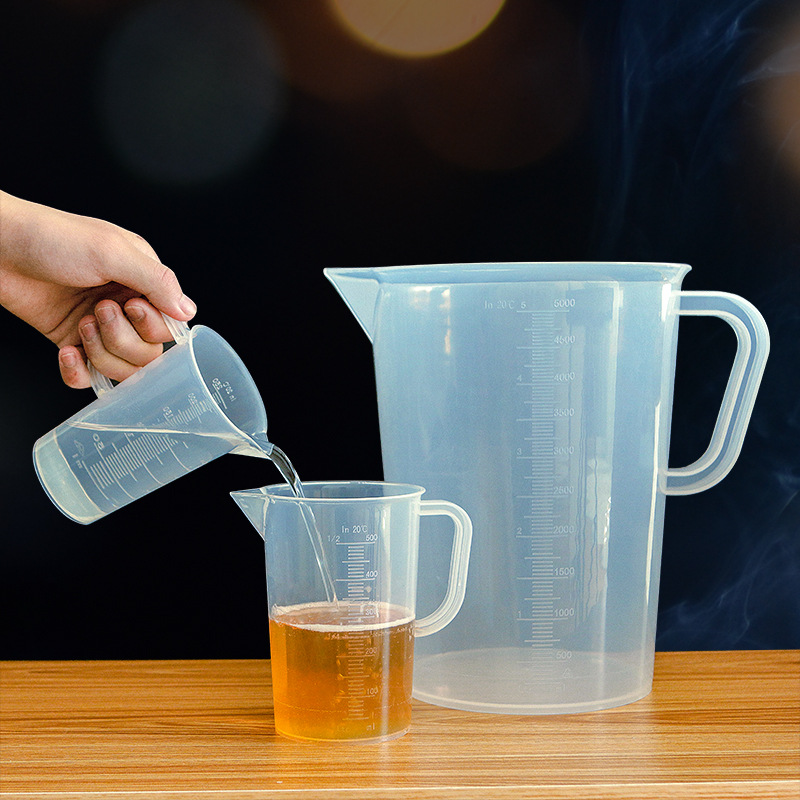 Ca đong nhựa chia định lượng 500ml (mẫu mới)