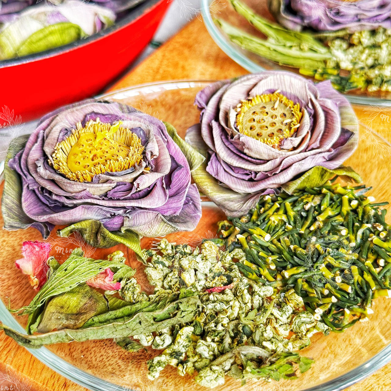 Trà Hoa Sen (Lotus) Mix Tâm Sen (Tim Sen) - Hộp 5 Set (Hoa Sen, Tâm Sen, Lá Sen, Cỏ Ngọt)
