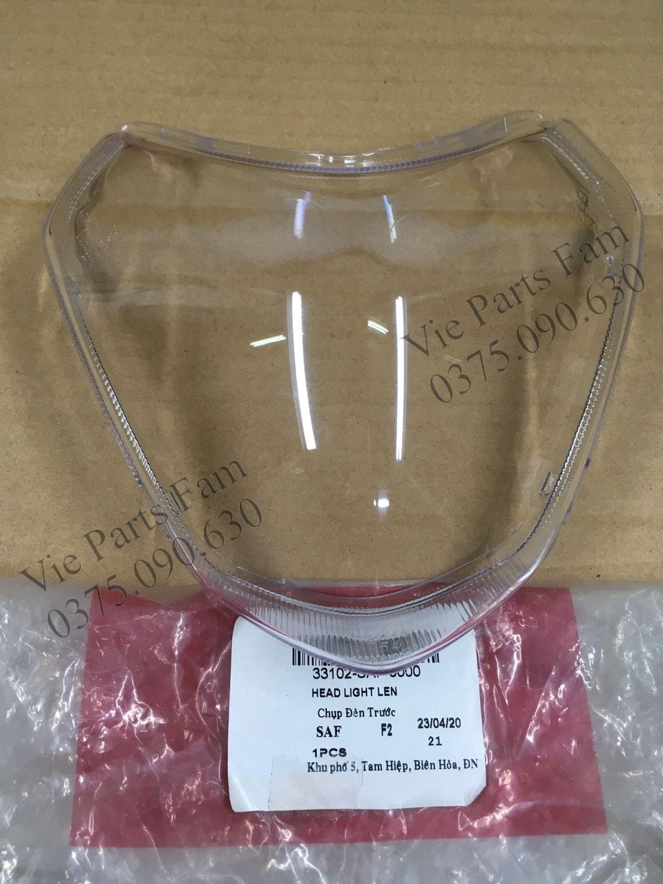Mica/ mặt kính đèn pha xe elegant sym