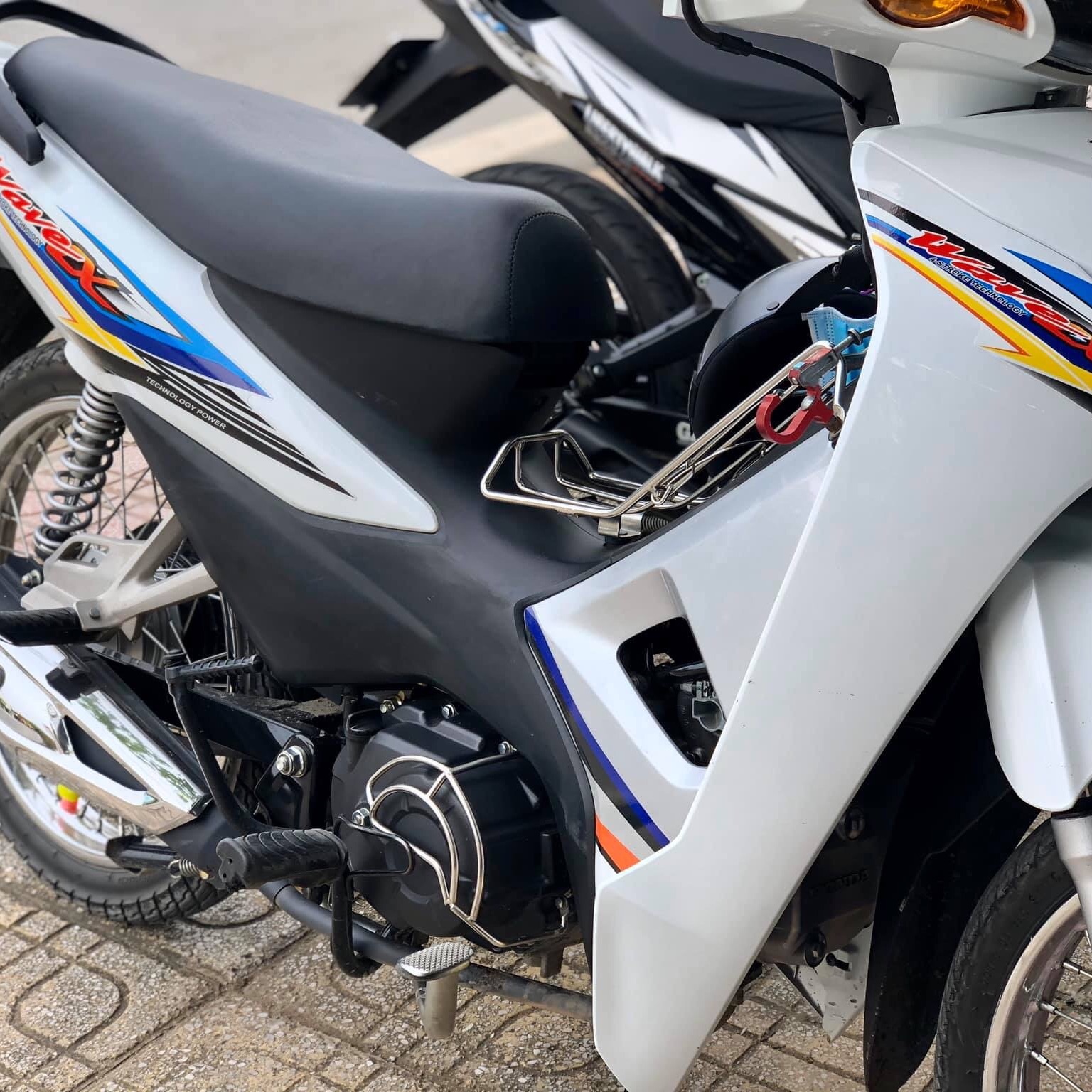 Tem rời wave a 2017 dán xe trắng