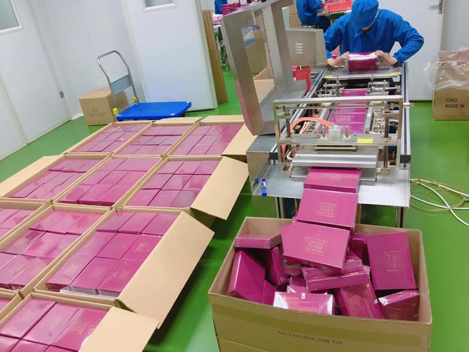 Mặt Nạ Dưỡng Trắng Da Ủ Face LROCRE