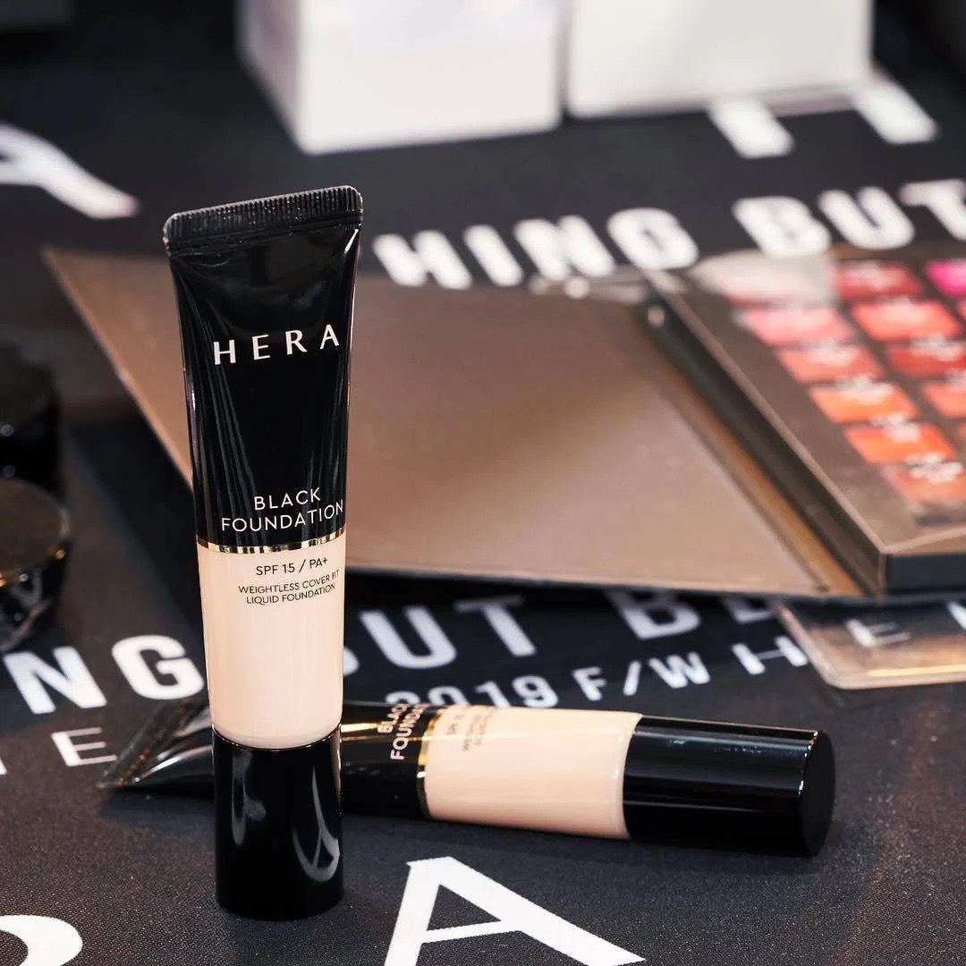 Kem Nền HERA Black Foundation FULL SIZE SPF15/PA+ 35ml