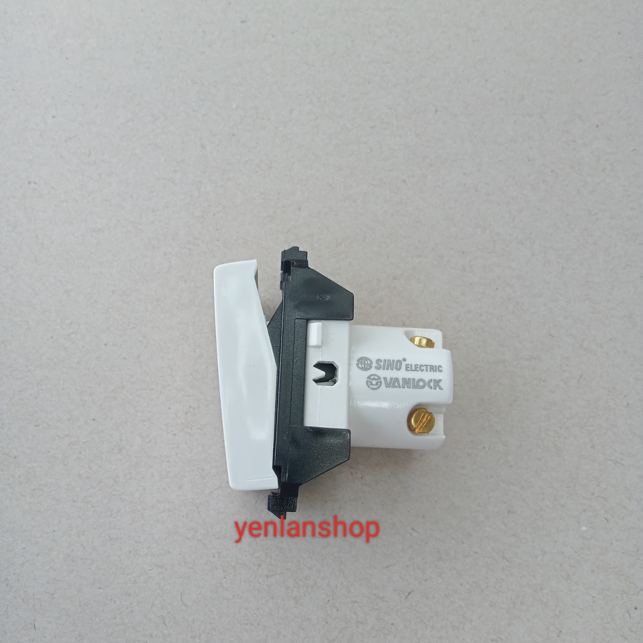 Hạt công tắc trung gian, công tắc đa chiều 4 cực, S18CC