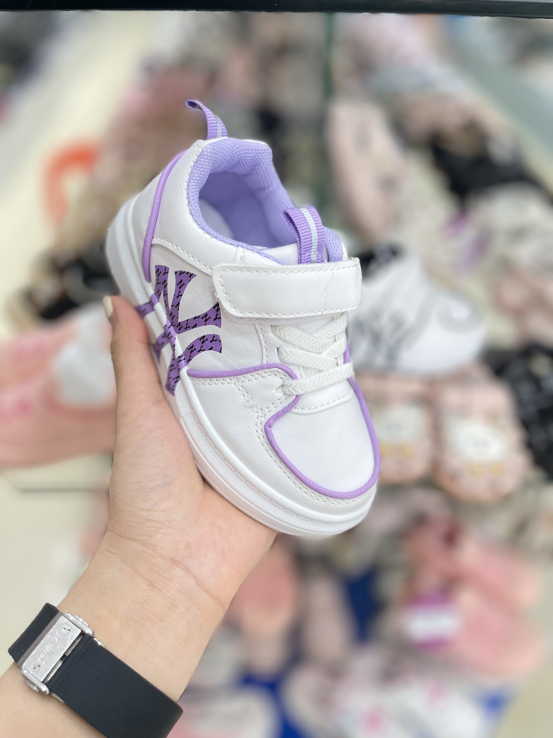GIẦY THỂ BABY THAO NY.