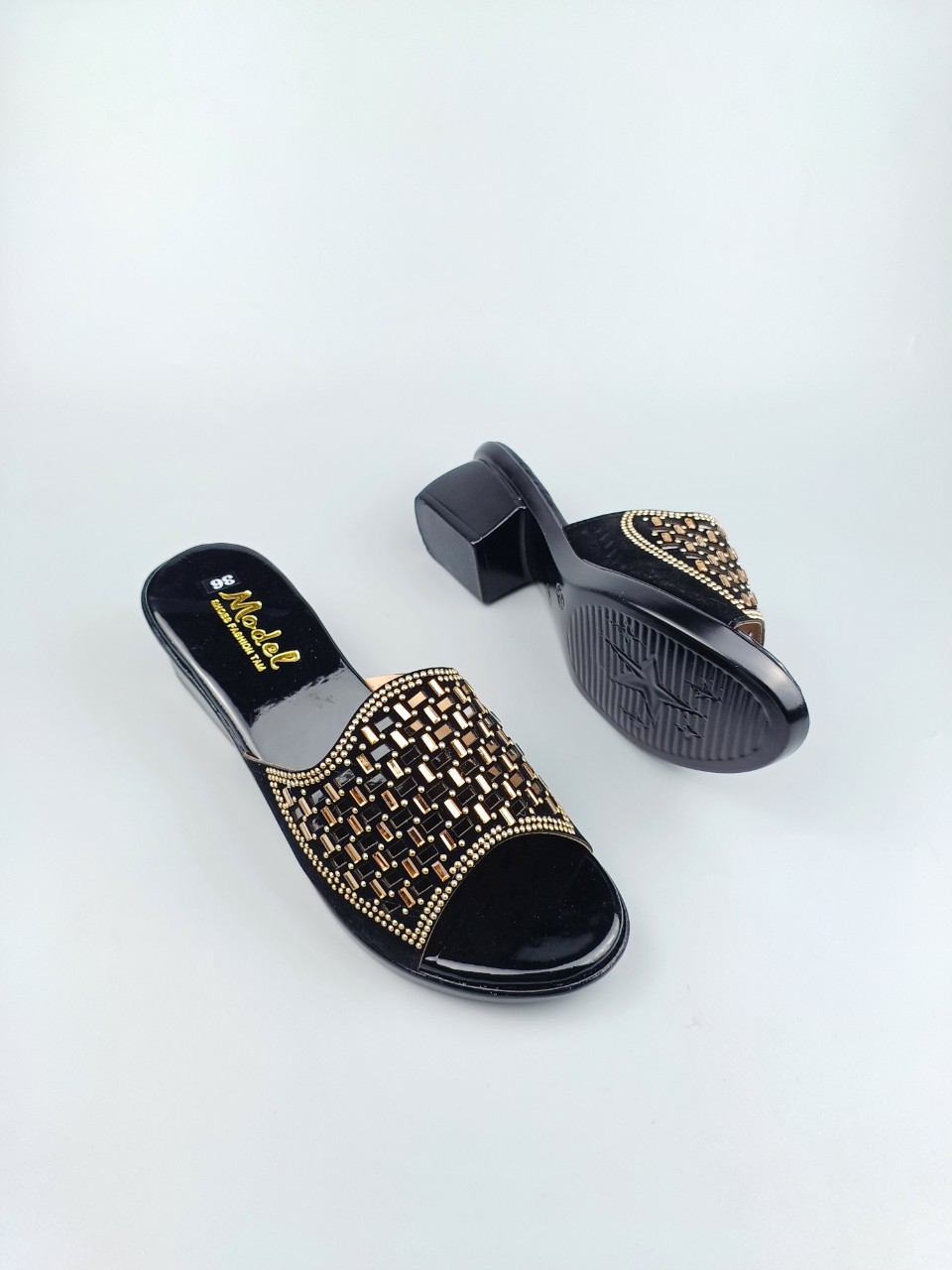 Dép cho mẹ 4cm size lớn 36-41 CAROLINA