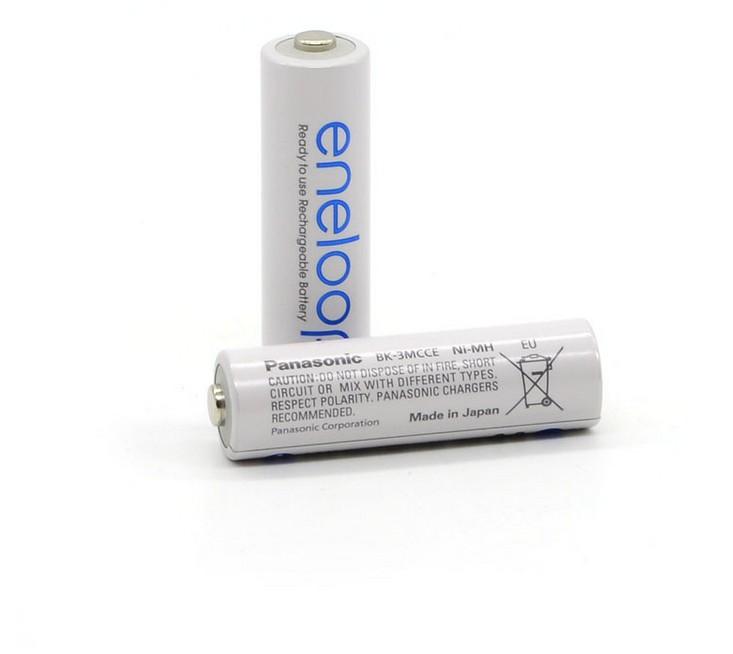 Bộ 4 Pin Sạc AA Panasonic Eneloop 1900mAh 2100 lần sạc