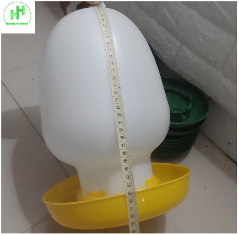 1 Bình Đựng Nước Cho Gia Cầm (Gà, Ngan, Vịt....) Dung Tích: 8L