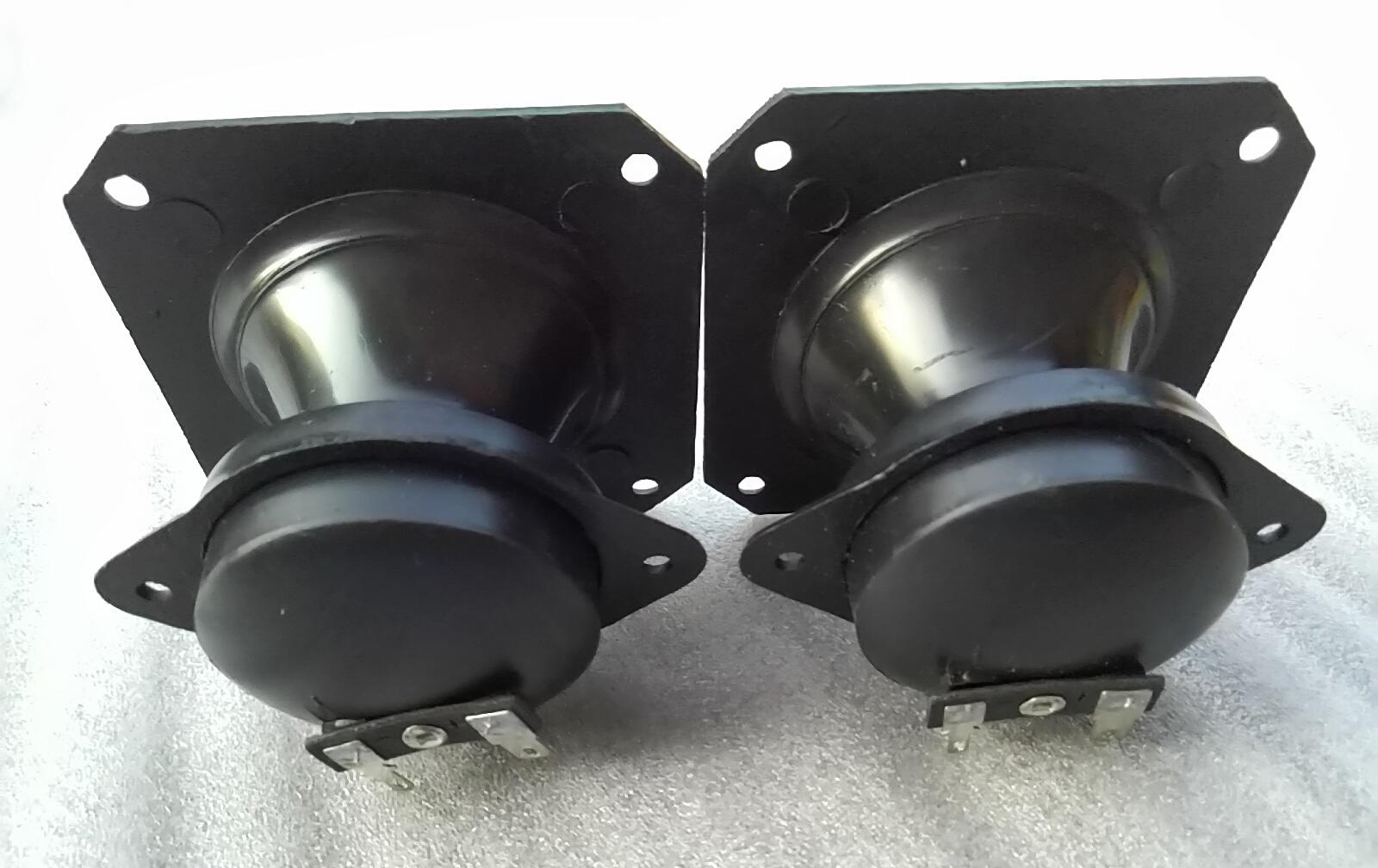 COMBO 2 CHIẾC LOA TREBLE THẠCH ANH VUÔNG 8CM VÀ TỤ 1.5MF 250V