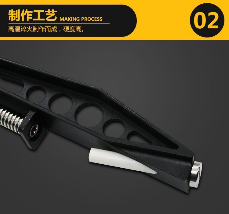 Kẹp cố định lỗ khoan chéo.