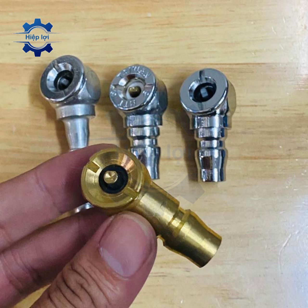Đầu bơm xe máy – dễ sử dụng, bơm nhanh, phù hợp tiệm sửa xe & gia đình