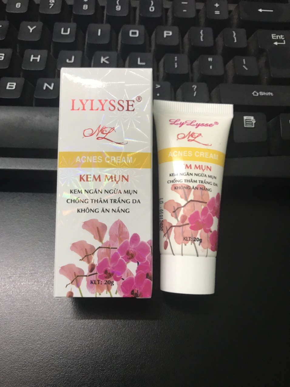 [HCM]KEM MỤN THÂM MỜ SẸO LYLYSSE 20G