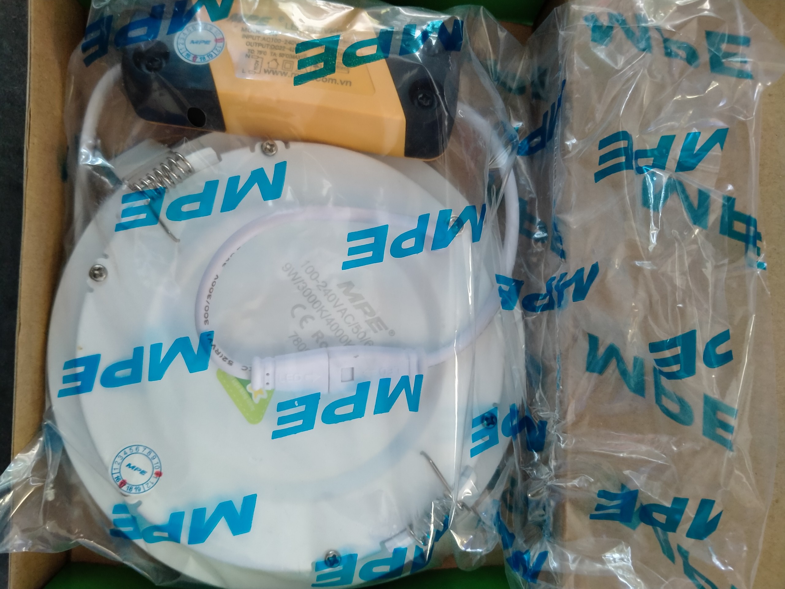 Đèn Led Panel Âm Trần Siêu Mỏng 9W 3 Màu RPL9/3C MPE