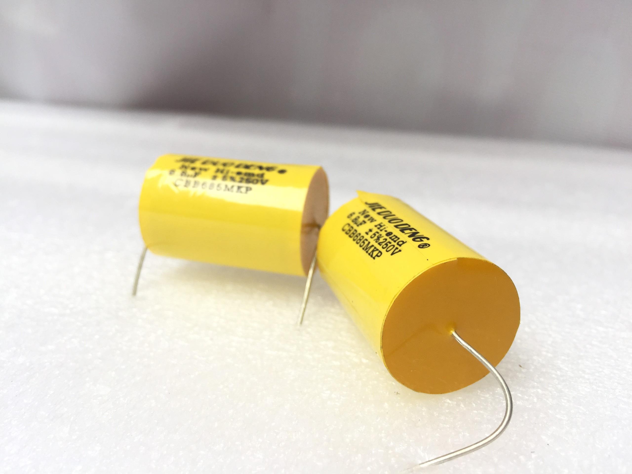 TỤ PHÂN TẦN 6.8MF 250V - GIÁ 1 CON