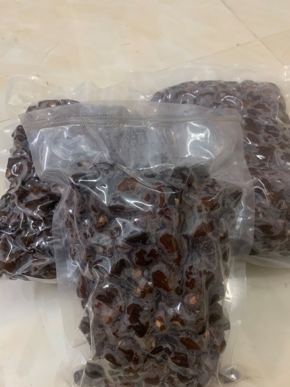 Vải Thiều sấy khô Tách Vỏ