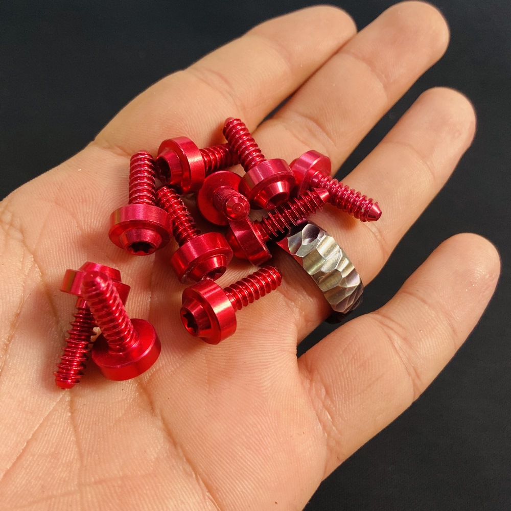 [HCM][10 CON] ỐC DÀN ÁO 5LY CHÂN XOẮN NHÔM TRANG TRÍ XE CHO DÒNG XE YAMAHA CAO CẤP (MÀU ĐỎ)