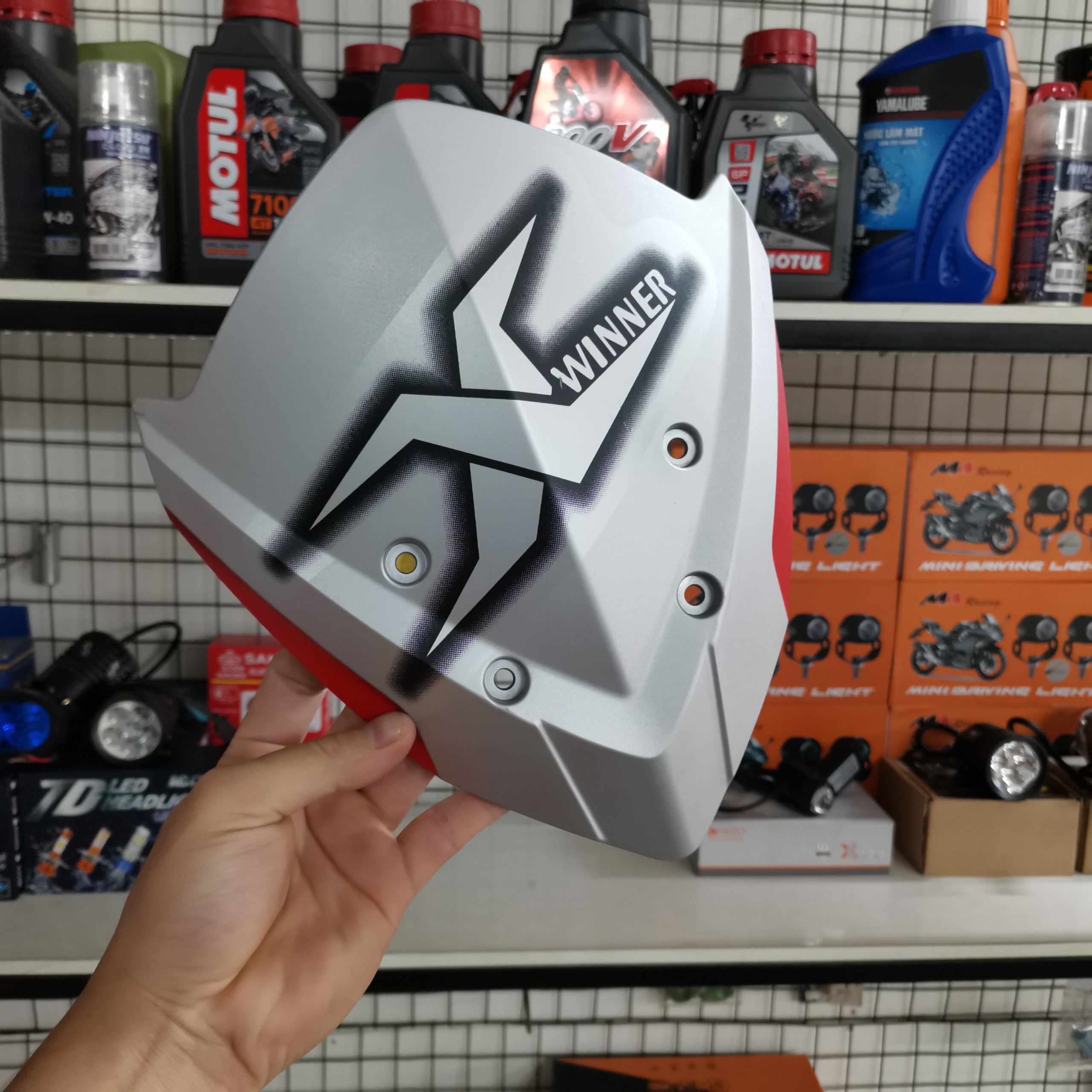 Mão Chắn Gió,Ốp Đầu Winner X Mẫu Cụp Lớn