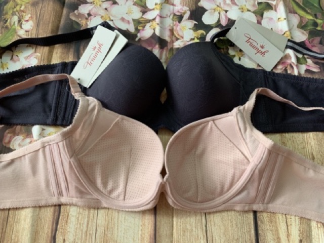 Áo lót nữ Triumph Pure Invisible Lace WHP