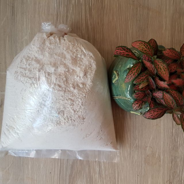 Vôi bột xử lý đất trồng cây 1kg