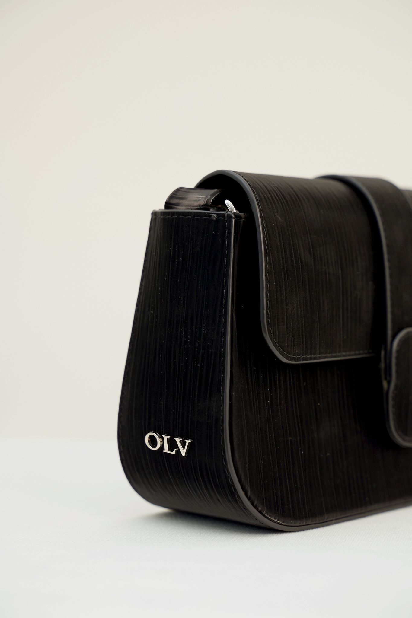 OLV - Túi Belted Trapeze Bag nhiều màu
