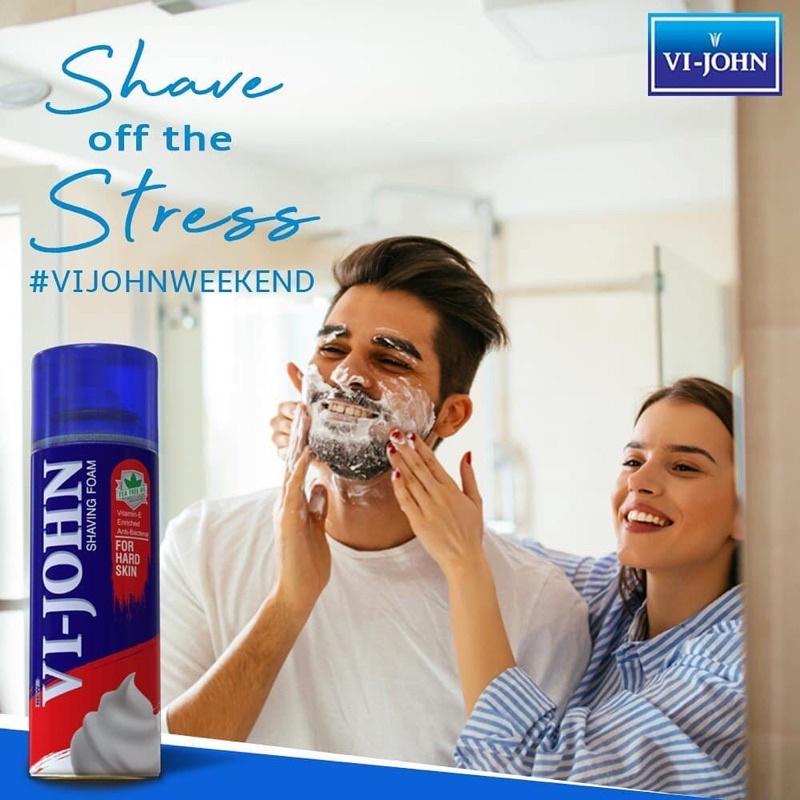 Bọt Cạo Râu Vi-John Chai 420ml