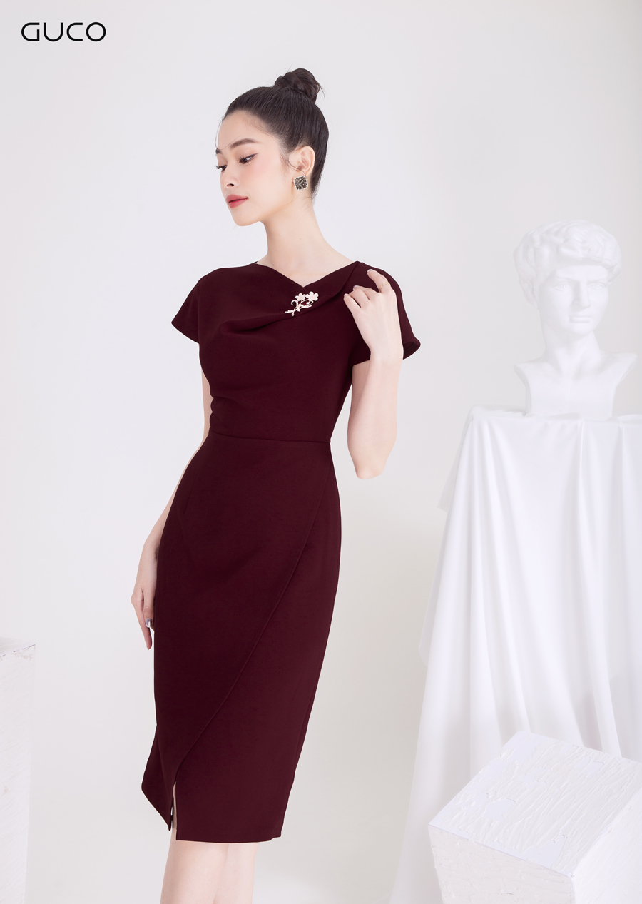 Đầm body dự tiệc cổ đổ đắp tà 3957 GUCO Đỏ