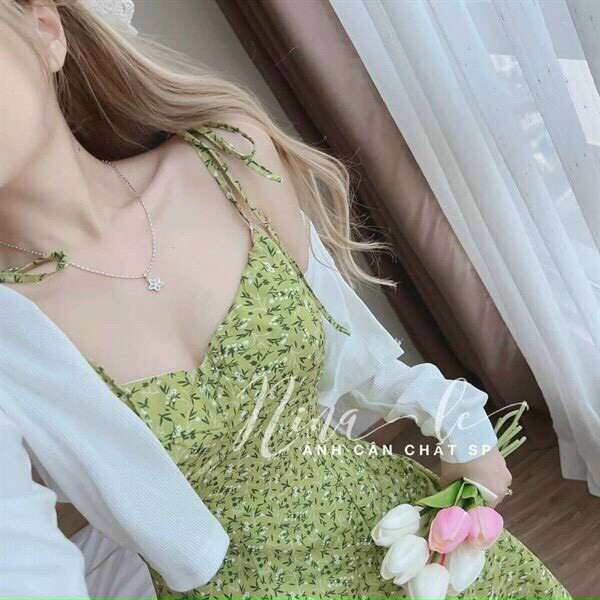 Sét Đầm Lụa Kèm Áo Khoác Tăm Gân