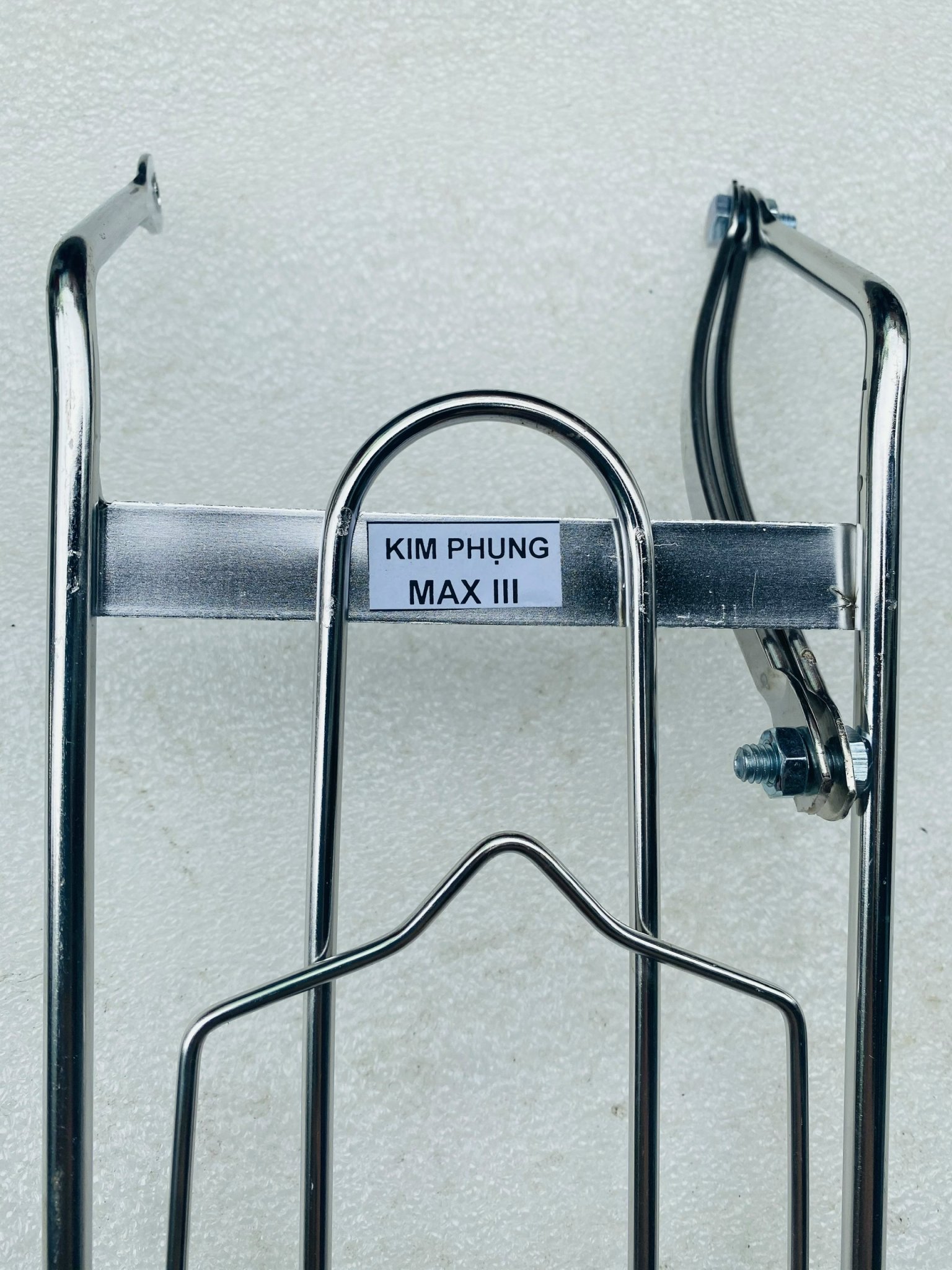 BAGA GIỮA XE MAX 3