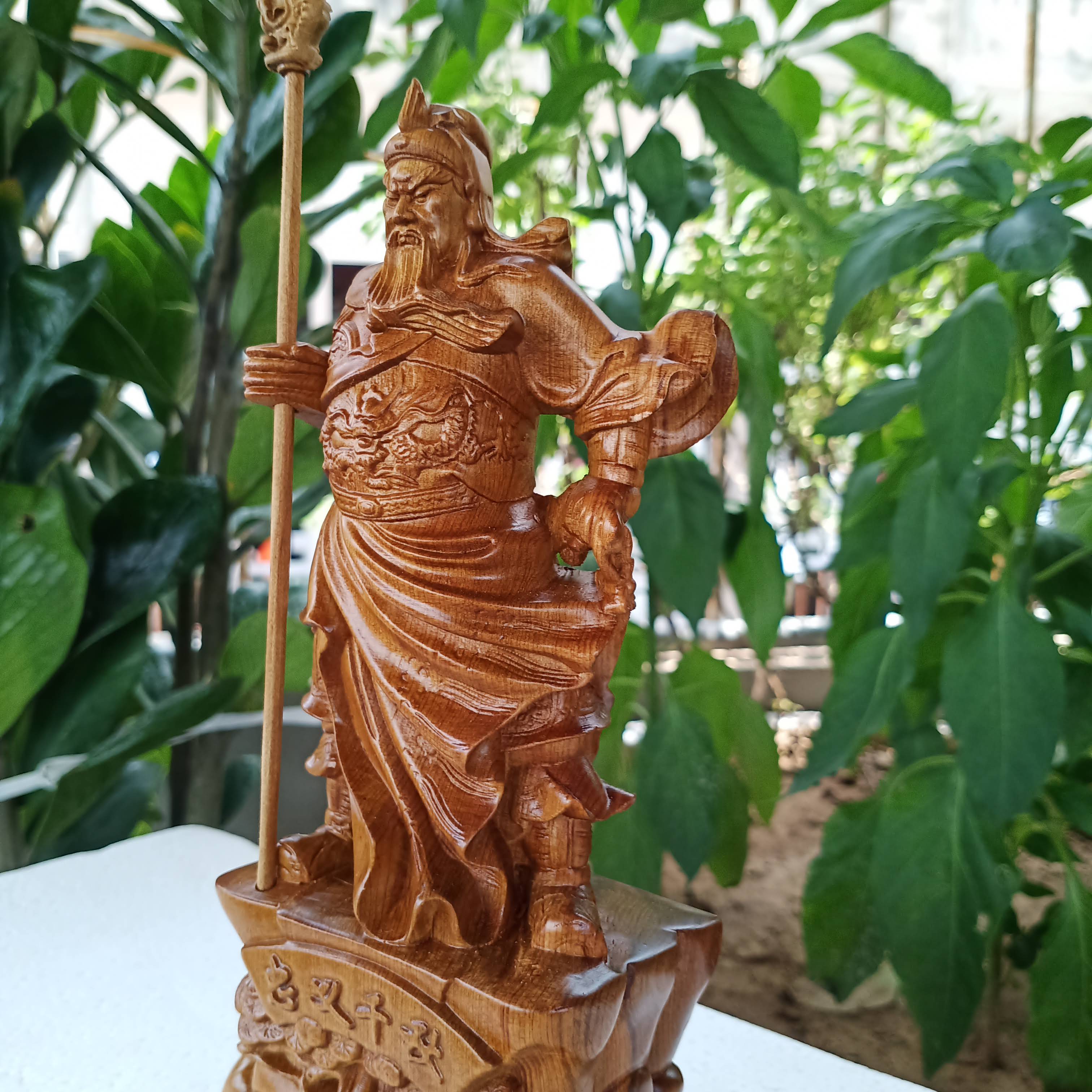 Tượng quan công gỗ bách xanh cao 20 cm