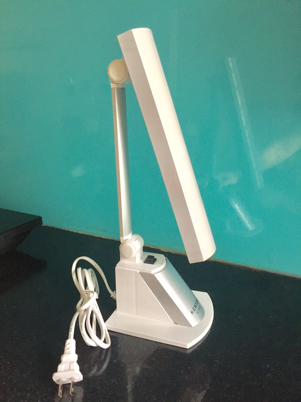 Đèn đọc sách để bàn Kentom KT4500 (Bóng Led)