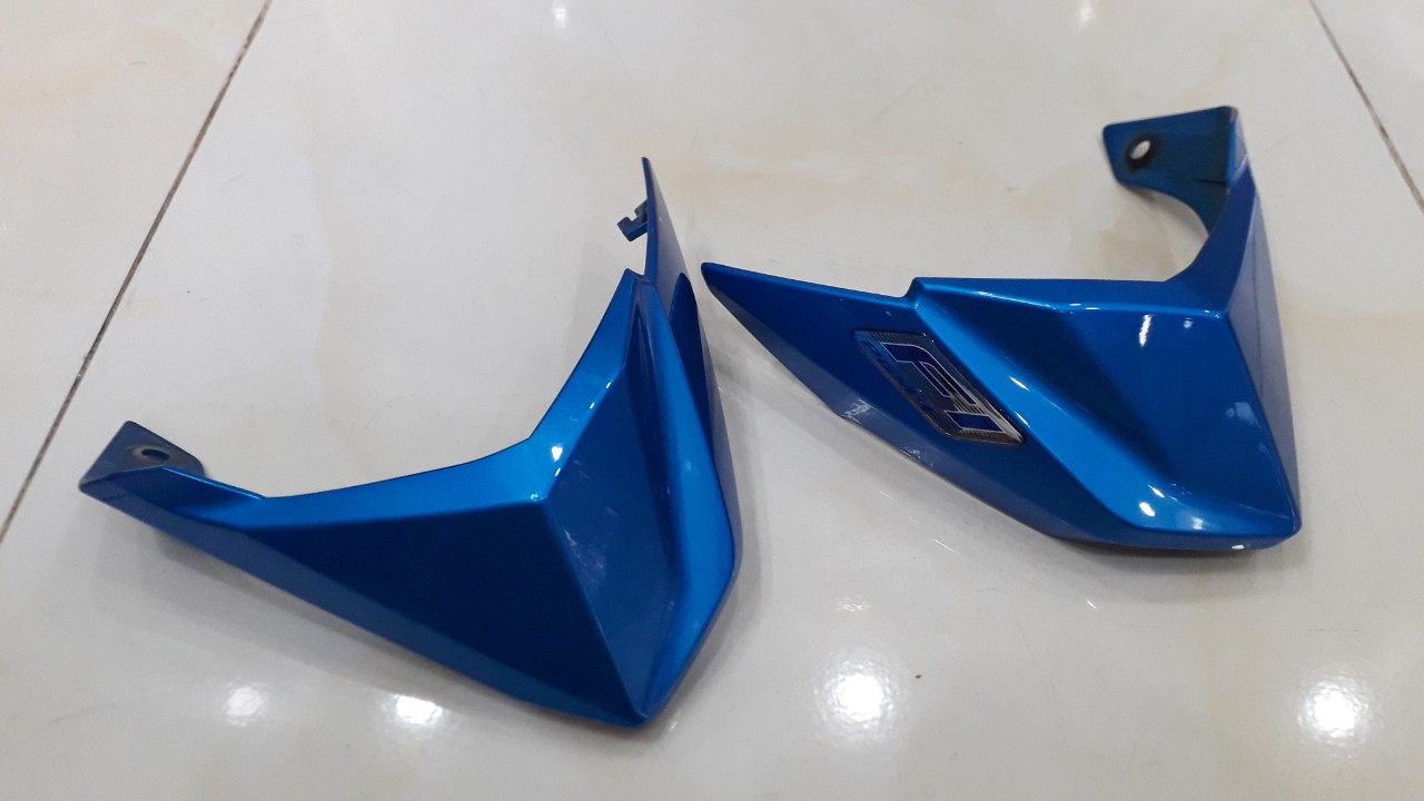 Cặp tai thỏ ốp tay lái xe winner V1 màu xanh (có đủ màu)