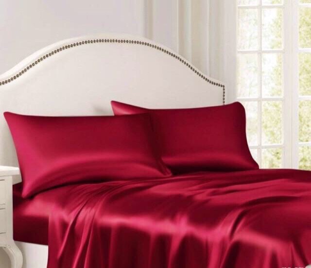 ( Lụa Loại 1) Chăn Lẻ Phi Lụa Màu Đỏ Đô Cao Cấp Mềm Mại Lan Pham Bedding.