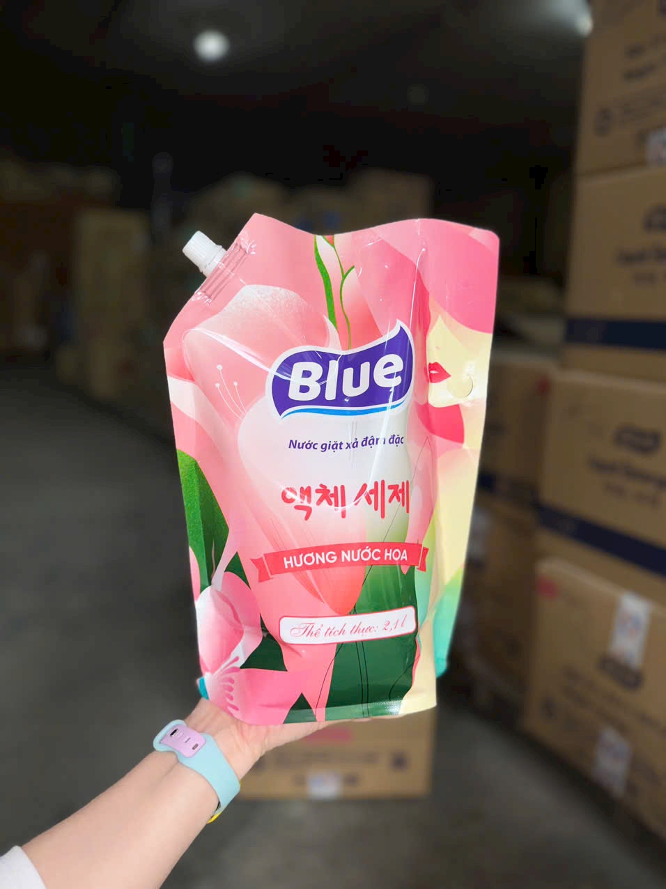 Nước Giặt Xả BLue 2000ml Công Nghệ (Hàn Quốc) 2 trong 1 [Đủ Màu]