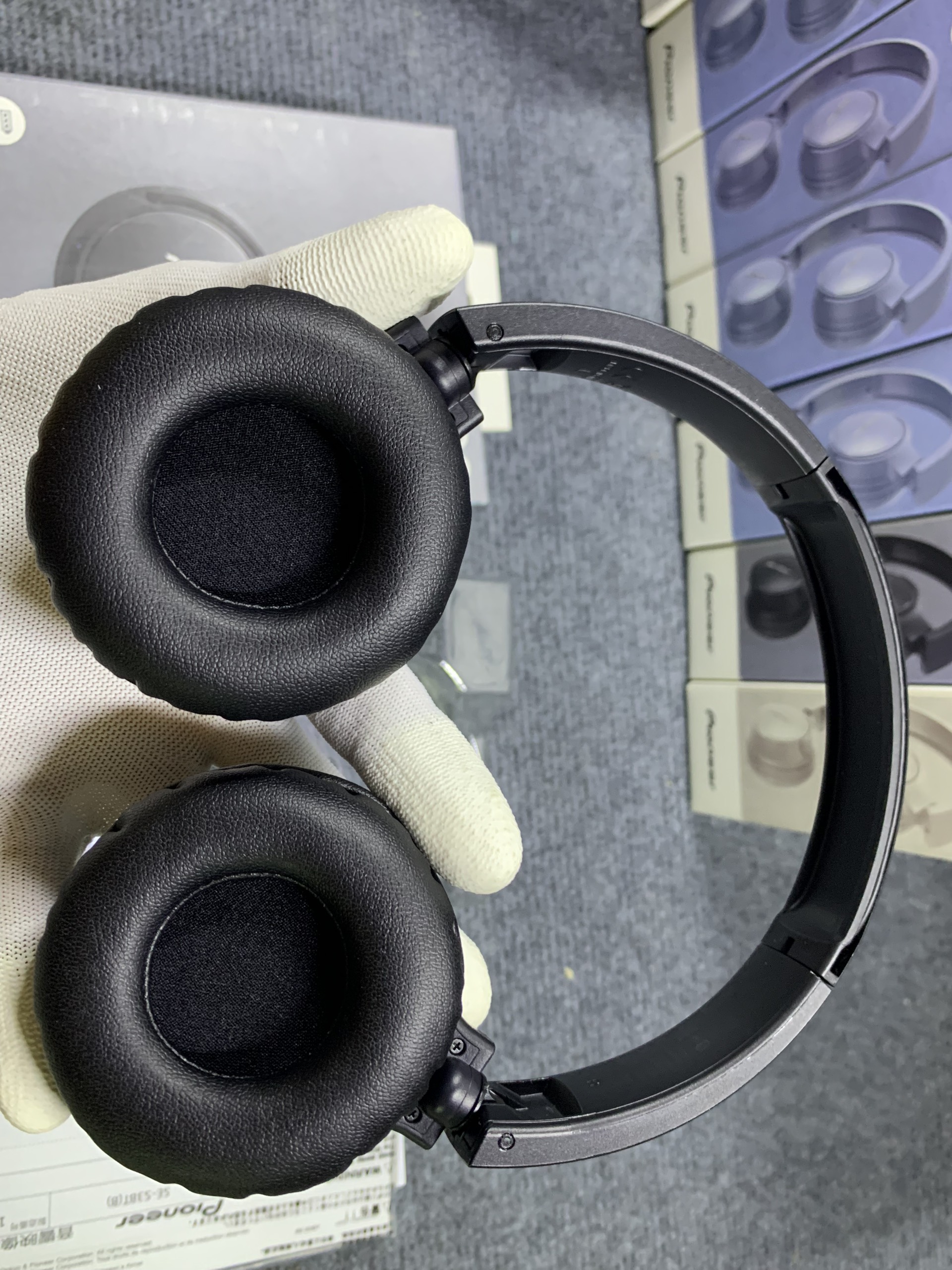 Tai nghe bluetooth PIONEER SE-S3BT siêu thi nhật