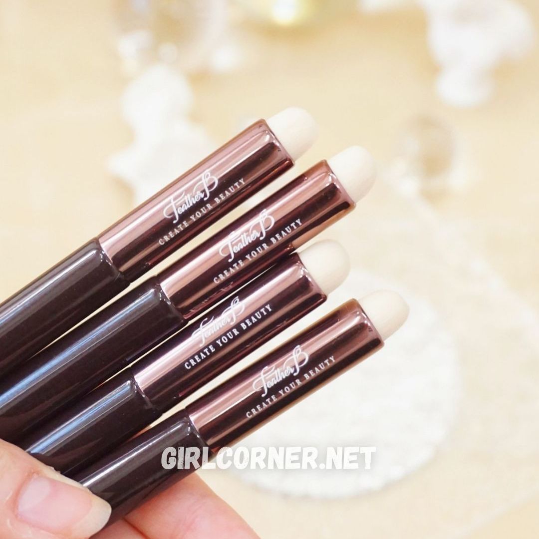 Cọ môi - che khuyết điểm đầu tròn trend  Feather B