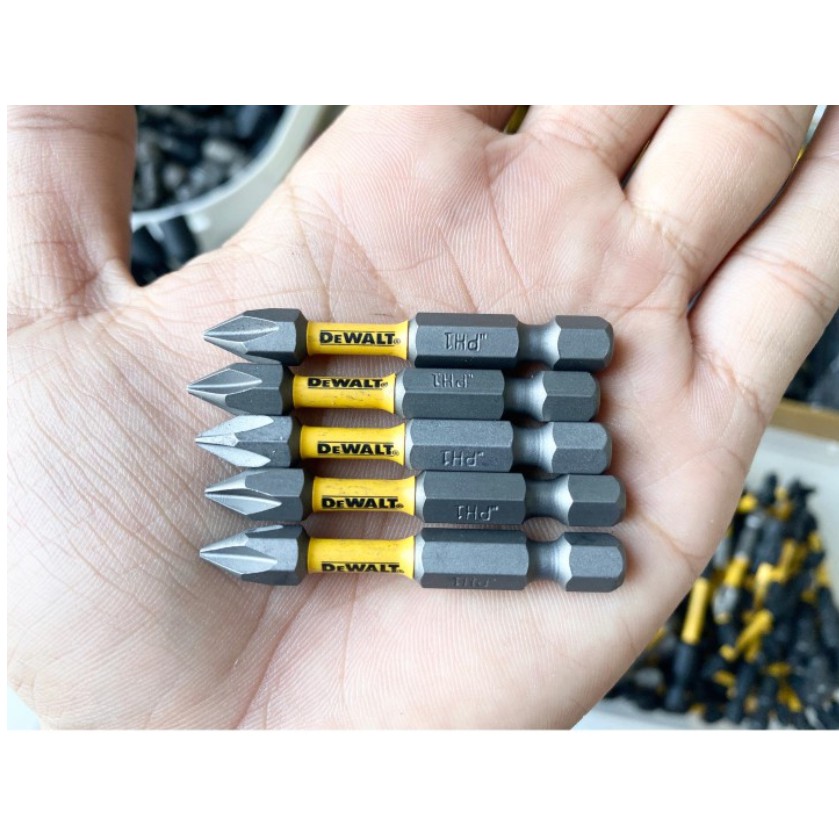 Mũi vít Dewalt ( new 100% ) 5CM PH1-PH2-PH3 có từ.
