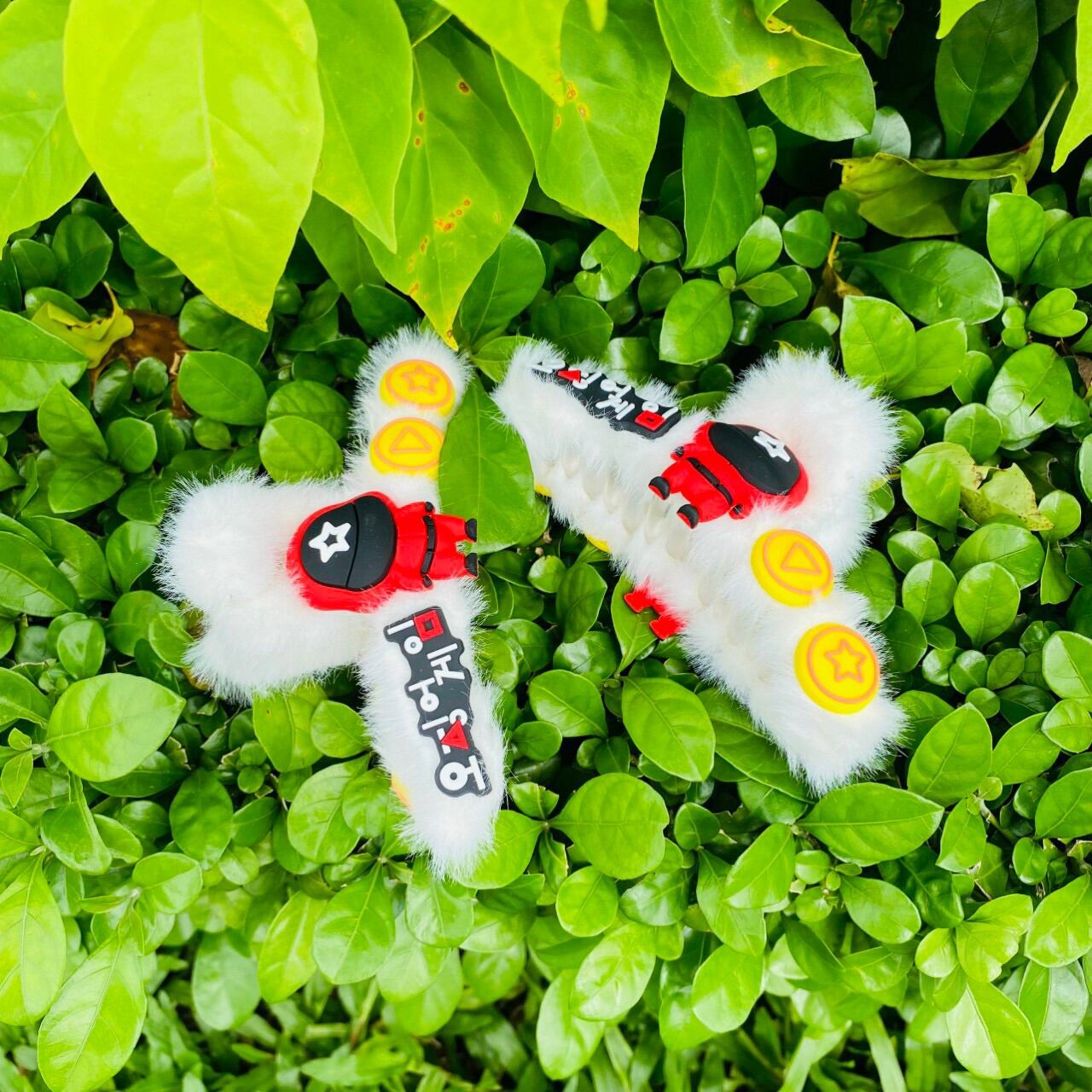 [MUA 2 GIẢM 5%]Kẹp tóc gấp tóc càng cua lông Squid Game hot trend đáng iu
