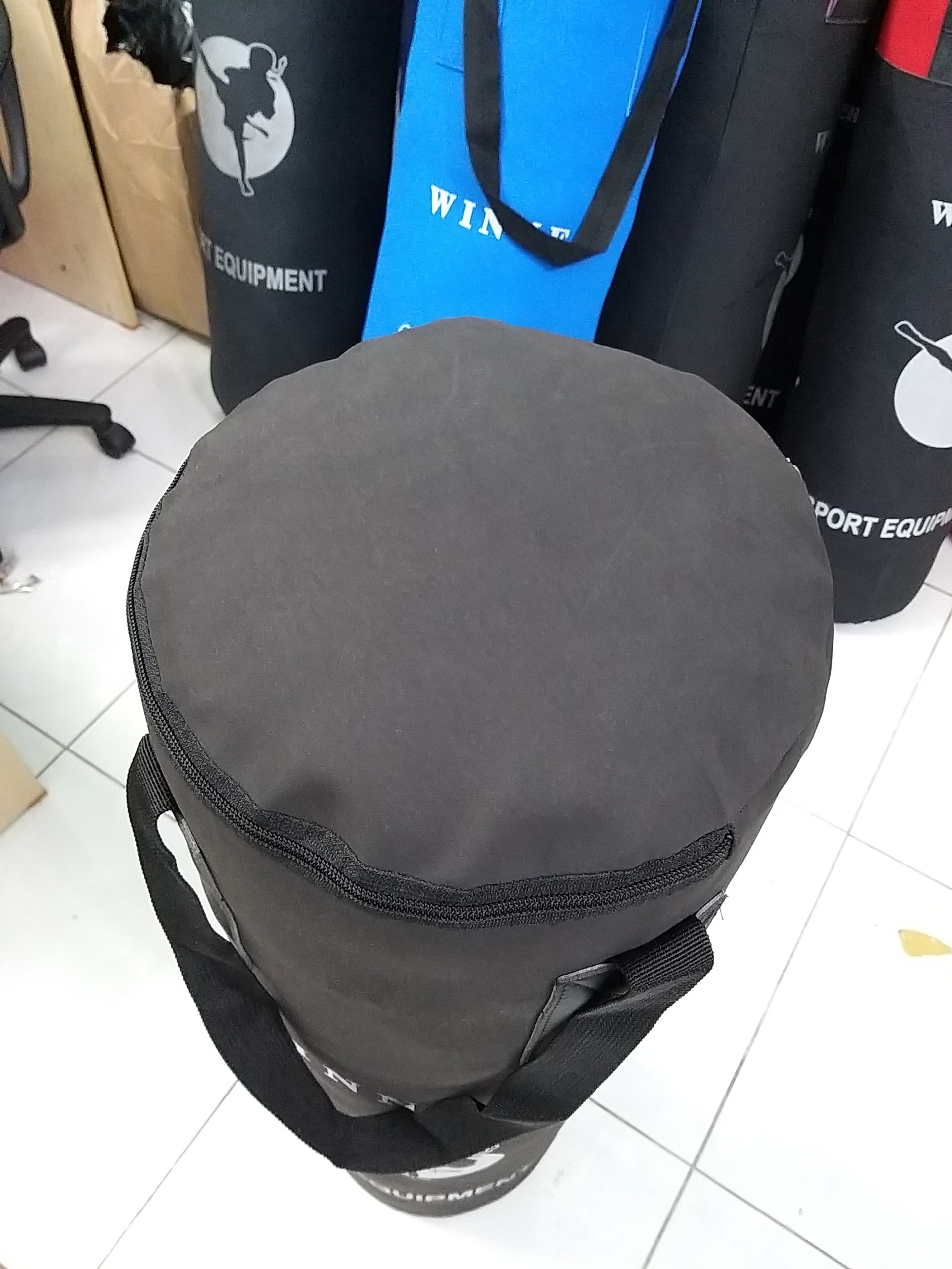 Bao cát dồn sẵn dây dù 1m