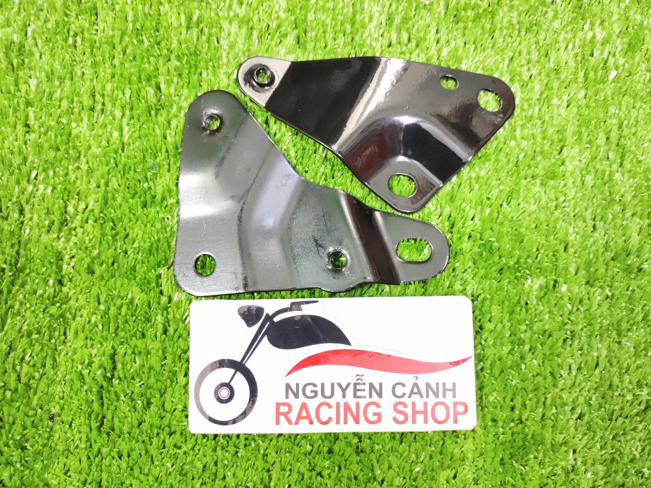 Pas sắt gắn gác chân nhôm wave 2004