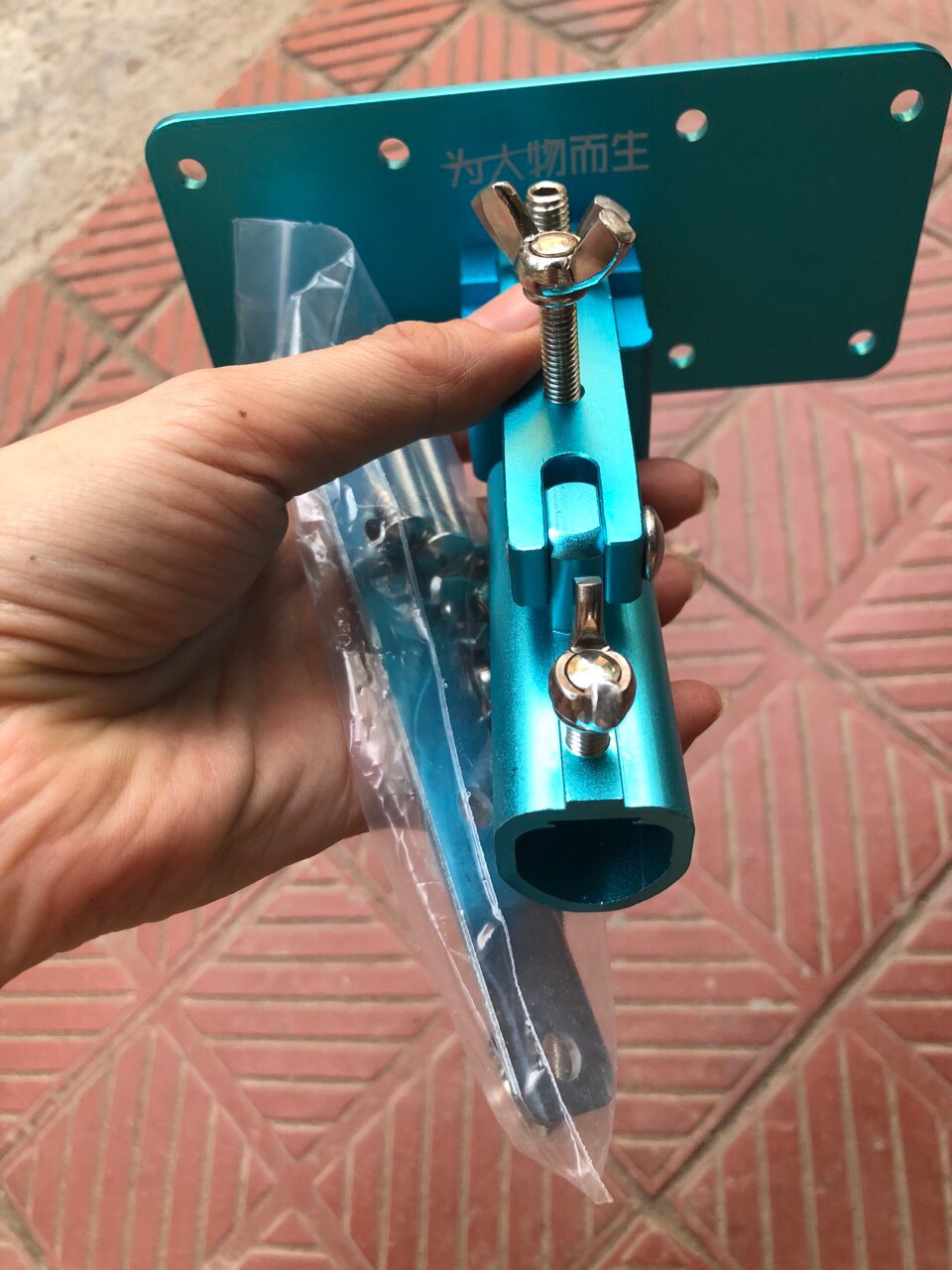 Pass giữa gắn thùng , gắn ghế câu đài