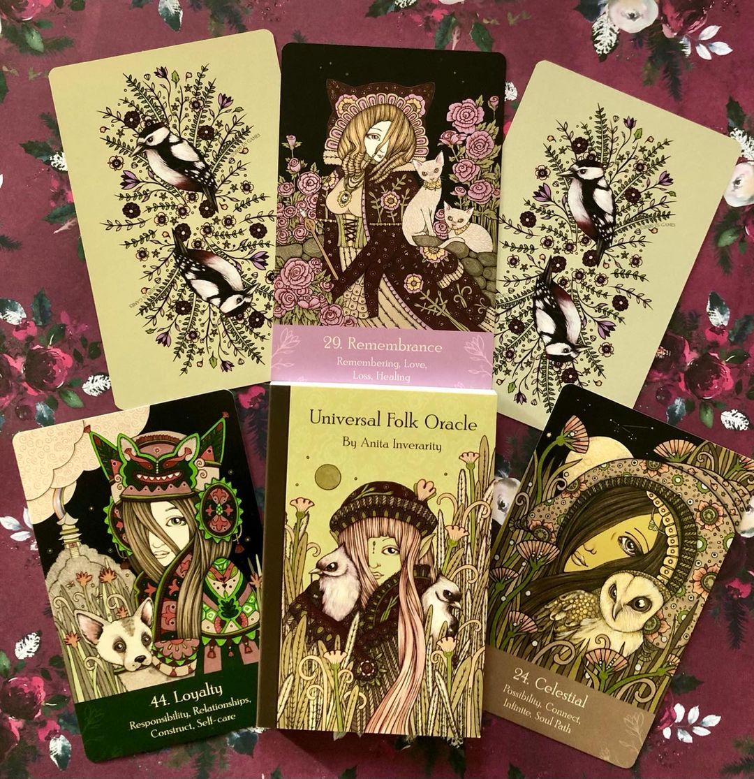Universal Folk Oracle